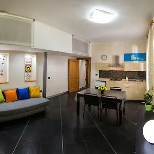 https://casa-rossi.hotels-amalfi.com